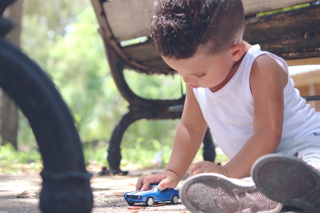 Summer Safety Tips Involving Kids and Cars